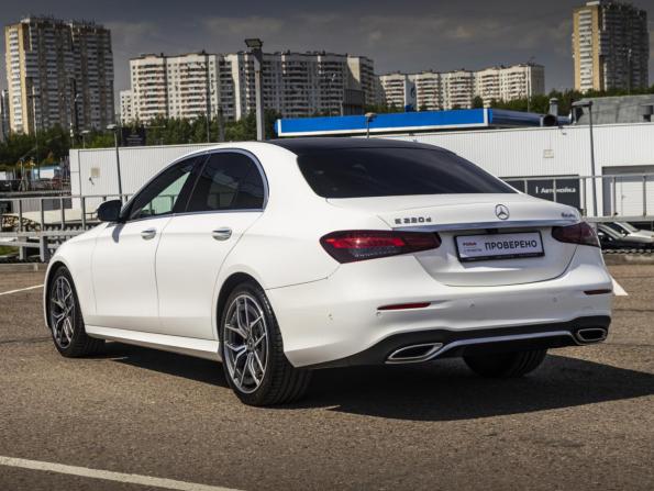 Mercedes-Benz E-Класс V (W213 S213 C238) Рестайлинг с пробегом 2020 года, цена 4 619 000 рублей, 71000 км, седан, Автокод Объявления