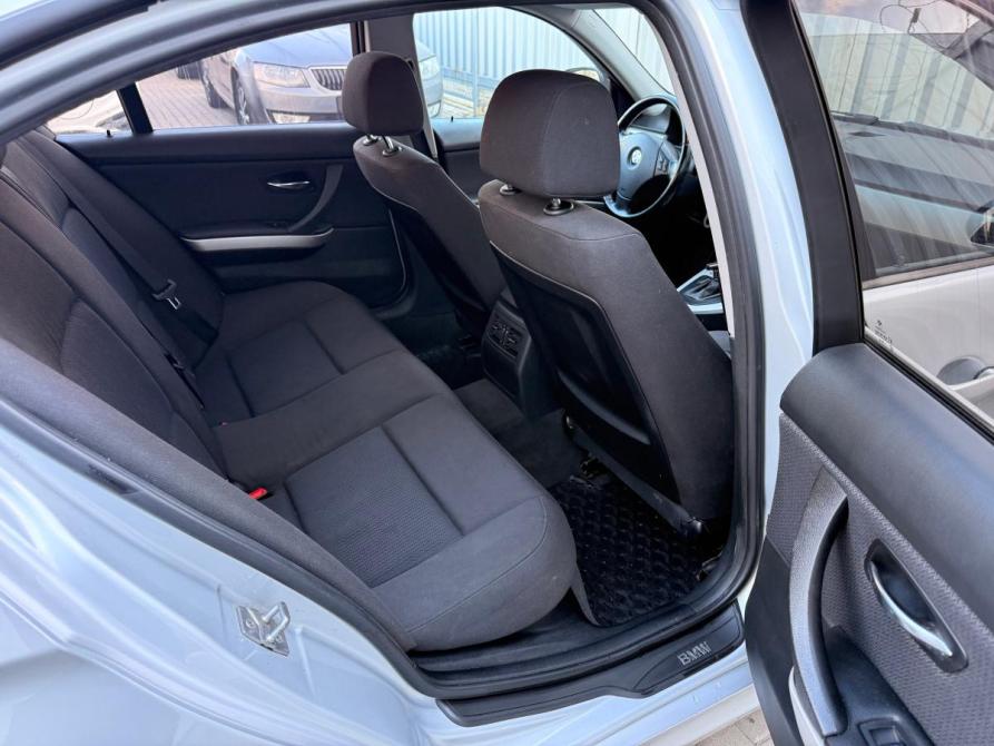 BMW 3 серии V (E90/E91/E92/E93) Рестайлинг Ростов-на-Дону  - изображение 12
