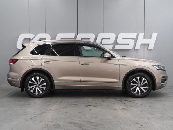 Volkswagen Touareg III с пробегом 2018 года, цена 5 249 000 рублей, 167825 км, внедорожник, Автокод Объявления