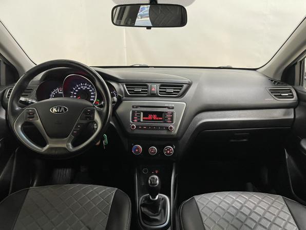 Kia Rio III Рестайлинг с пробегом 2016 года, цена 1 020 000 рублей, 148423 км, седан, Автокод Объявления