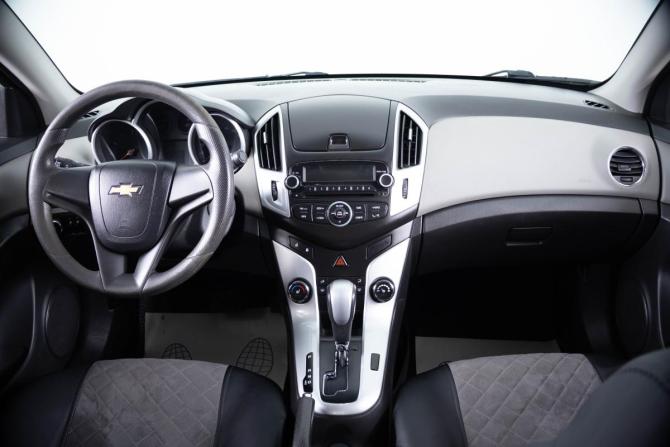 Chevrolet Cruze I Рестайлинг с пробегом 2014 года, цена 819 000 рублей, 151258 км, седан, Автокод Объявления