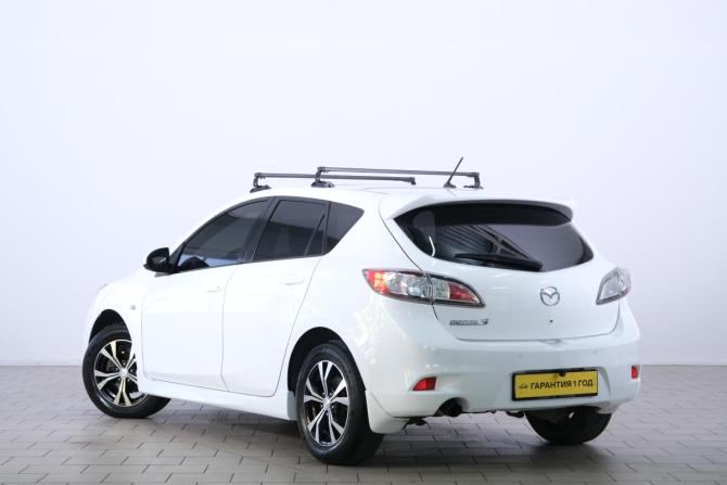 Mazda 3 II (BL) Рестайлинг с пробегом 2012 года, цена 949 000 рублей, 178000 км, хэтчбек, Автокод Объявления