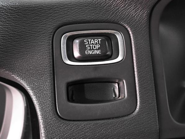Volvo XC70 II Рестайлинг с пробегом 2014 года, цена 2 049 000 рублей, 132330 км, универсал, Автокод Объявления