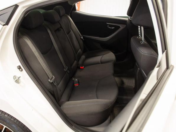 Hyundai Elantra V (MD) Рестайлинг с пробегом 2013 года, цена 1 295 000 рублей, 106484 км, седан, Автокод Объявления