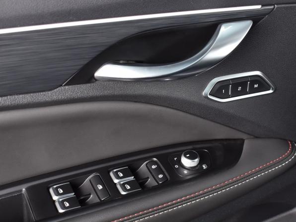 Geely Tugella I Рестайлинг с пробегом 2023 года, цена 3 659 997 рублей, 20243 км, внедорожник, Автокод Объявления