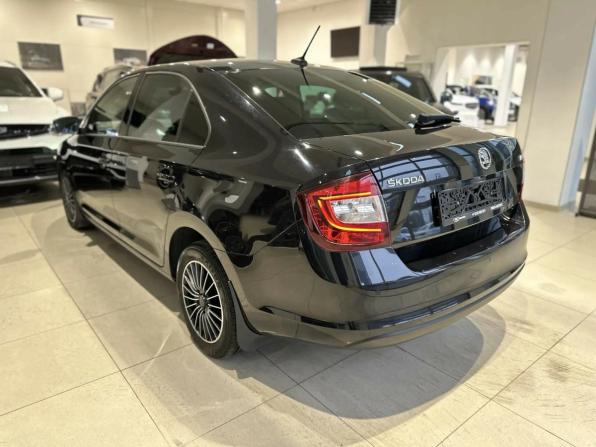 Skoda Rapid I Рестайлинг с пробегом 2019 года, цена 1 449 000 рублей, 102000 км, лифтбек, Автокод Объявления