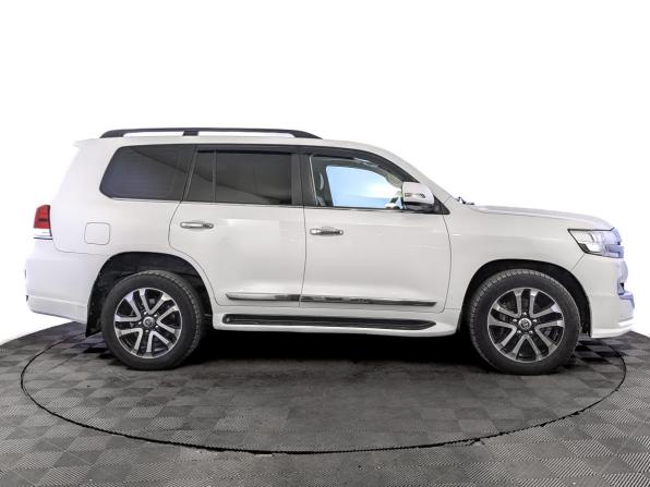 Toyota Land Cruiser 200 Series Рестайлинг 2 с пробегом 2015 года, цена 4 600 000 рублей, 204562 км, внедорожник, Автокод Объявления