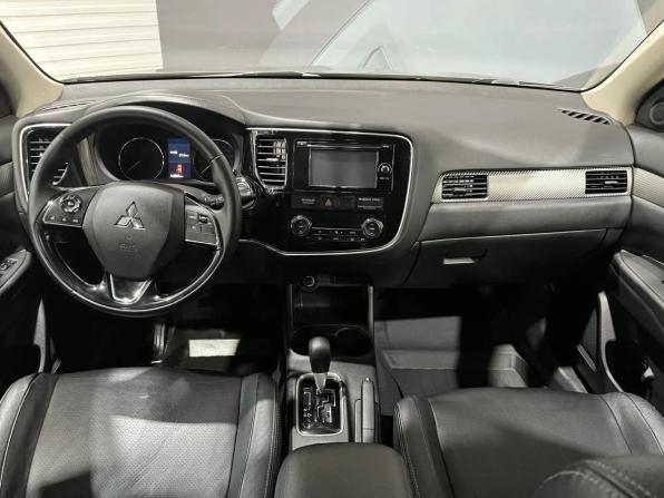 Mitsubishi Outlander III Рестайлинг 2 с пробегом 2015 года, цена 1 780 000 рублей, 114700 км, внедорожник, Автокод Объявления