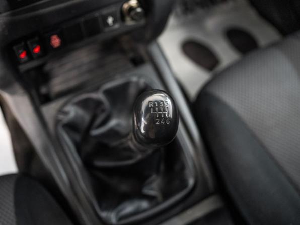 Mitsubishi L200 V с пробегом 2015 года, цена 1 395 000 рублей, 158352 км, offers.body_type.unknown, Автокод Объявления