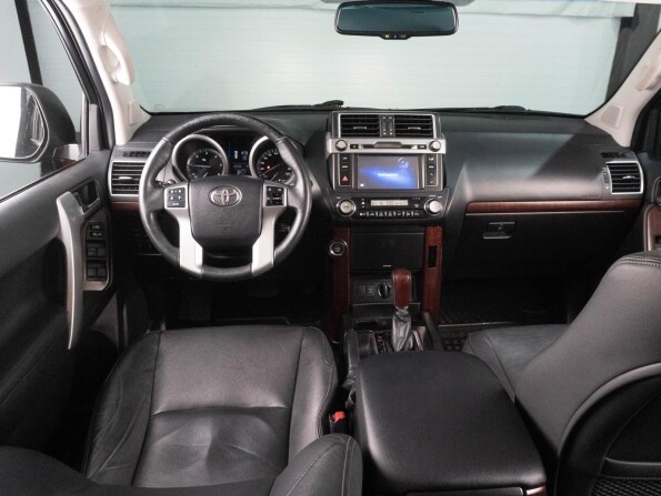 Toyota Land Cruiser Prado 150 Series Рестайлинг 1 с пробегом 2017 года, цена 5 149 000 рублей, 74316 км, внедорожник, Автокод Объявления