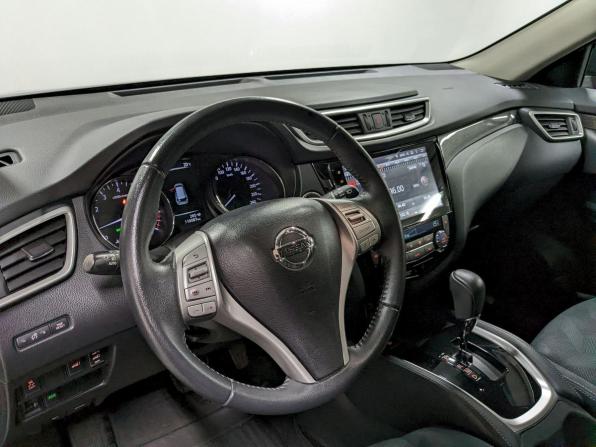 Nissan X-Trail III с пробегом 2017 года, цена 1 950 000 рублей, 110000 км, внедорожник, Автокод Объявления