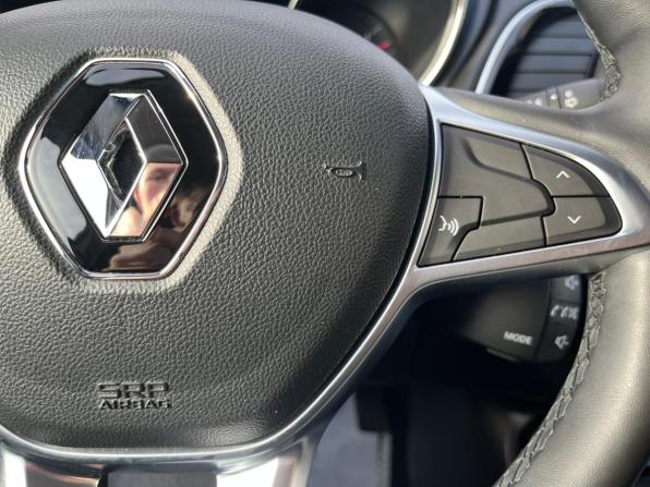 Renault Kaptur I Рестайлинг с пробегом 2021 года, цена 1 785 000 рублей, 53751 км, внедорожник, Автокод Объявления
