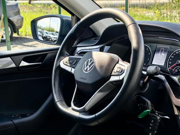 Volkswagen Polo VI с пробегом 2021 года, цена 1 599 000 рублей, 123000 км, лифтбек, Автокод Объявления