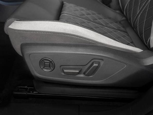 Audi Q3 II (F3) с пробегом 2026 года, цена 3 960 000 рублей, 50 км, внедорожник, Автокод Объявления