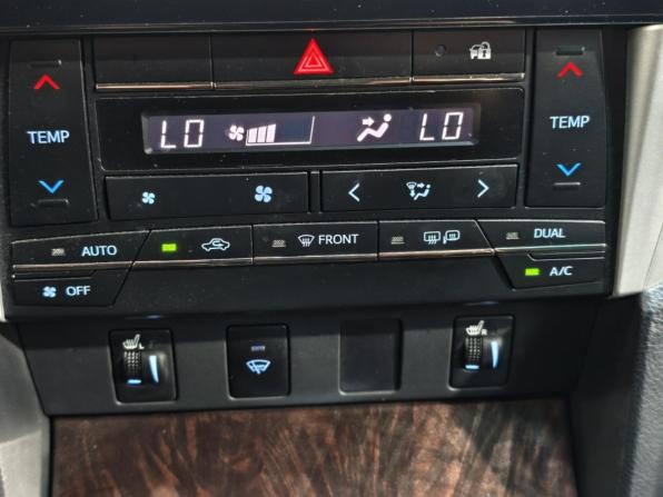 Toyota Camry VII (XV50) Рестайлинг с пробегом 2015 года, цена 2 025 000 рублей, 90186 км, седан, Автокод Объявления