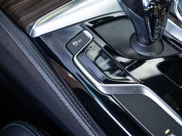 BMW 5 серии VII (G30/G31/G38) с пробегом 2017 года, цена 4 599 000 рублей, 112539 км, седан, Автокод Объявления