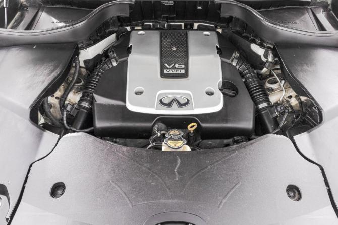Infiniti FX II (S51) с пробегом 2011 года, цена 2 099 000 рублей, 201000 км, внедорожник, Автокод Объявления