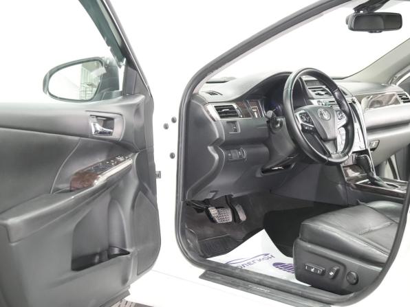 Toyota Camry VII (XV50) Рестайлинг с пробегом 2016 года, цена 1 910 000 рублей, 225401 км, седан, Автокод Объявления