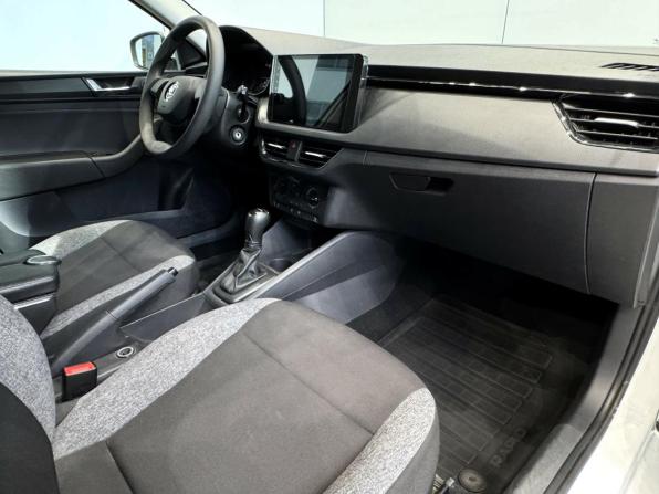 Skoda Rapid I Рестайлинг с пробегом 2020 года, цена 1 699 000 рублей, 66735 км, лифтбек, Автокод Объявления
