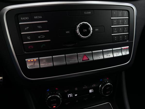 Mercedes-Benz GLA I (X156) Рестайлинг с пробегом 2019 года, цена 2 850 000 рублей, 64977 км, внедорожник, Автокод Объявления