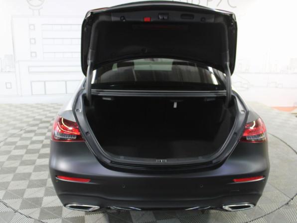 Mercedes-Benz E-Класс V (W213 S213 C238) Рестайлинг с пробегом 2022 года, цена 5 480 000 рублей, 7805 км, седан, Автокод Объявления