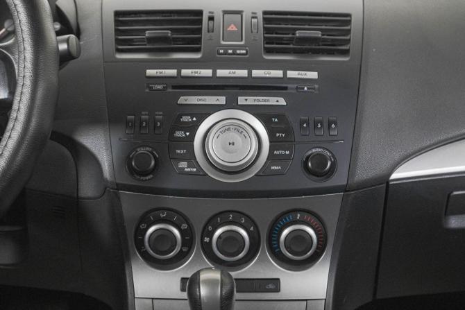 Mazda 3 II (BL) с пробегом 2010 года, цена 849 000 рублей, 294000 км, седан, Автокод Объявления