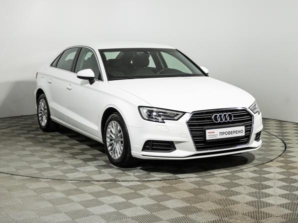 Audi A3 III (8V) Рестайлинг с пробегом 2018 года, цена 1 999 700 рублей, 102762 км, седан, Автокод Объявления