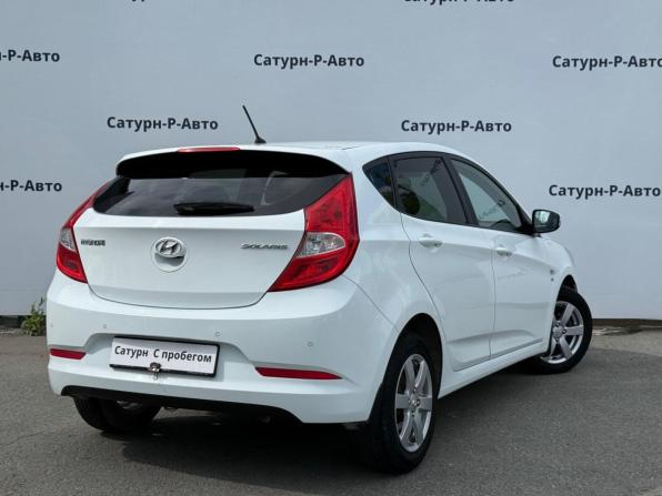 Hyundai Solaris I Рестайлинг с пробегом 2015 года, цена 1 110 000 рублей, 63355 км, хэтчбек, Автокод Объявления