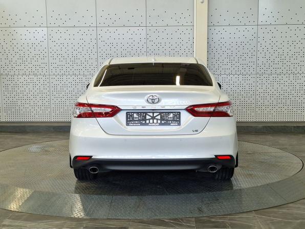 Toyota Camry VIII (XV70) Рестайлинг с пробегом 2022 года, цена 2 590 000 рублей, 105900 км, седан, Автокод Объявления
