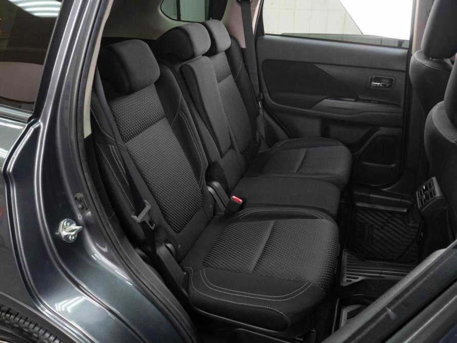 Mitsubishi Outlander III Рестайлинг 3 Тюмень  - изображение 12