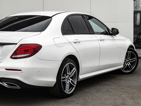 Mercedes-Benz E-Класс V (W213 S213 C238) с пробегом 2019 года, цена 3 349 000 рублей, 90847 км, седан, Автокод Объявления