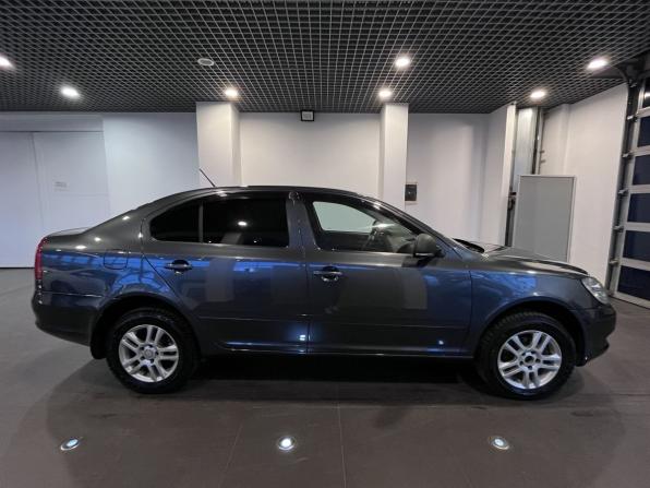 Skoda Octavia II (A5) Рестайлинг с пробегом 2011 года, цена 588 000 рублей, 284604 км, лифтбек, Автокод Объявления