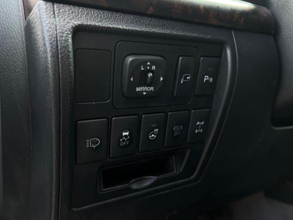 Toyota Land Cruiser 200 Series Рестайлинг 1 с пробегом 2014 года, цена 4 500 000 рублей, 180522 км, внедорожник, Автокод Объявления