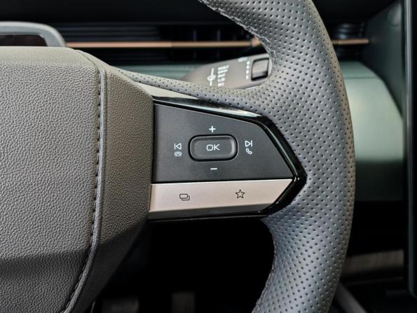 Changan Lamore с пробегом 2024 года, цена 2 190 000 рублей, 24228 км, седан, Автокод Объявления