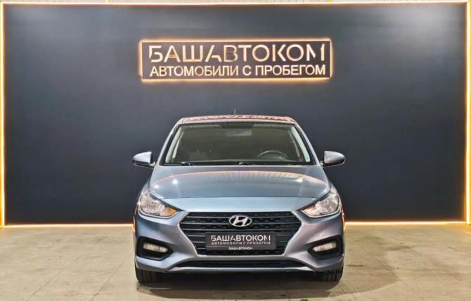 Hyundai Solaris II с пробегом 2017 года, цена 1 359 000 рублей, 73049 км, седан, Автокод Объявления