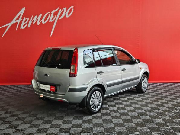 Ford Fusion I Рестайлинг с пробегом 2008 года, цена 265 000 рублей, 260552 км, хэтчбек, Автокод Объявления