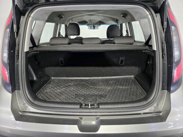 Kia Soul II Рестайлинг с пробегом 2018 года, цена 1 579 000 рублей, 66662 км, хэтчбек, Автокод Объявления