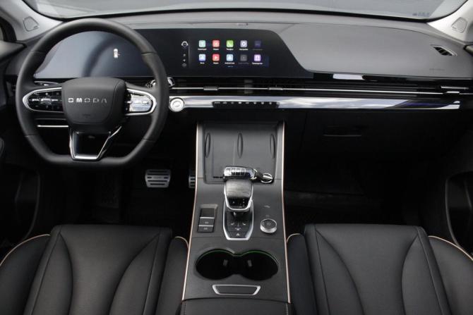 Omoda C5 I Рестайлинг с пробегом 2024 года, цена 2 000 000 рублей, 6010 км, внедорожник, Автокод Объявления