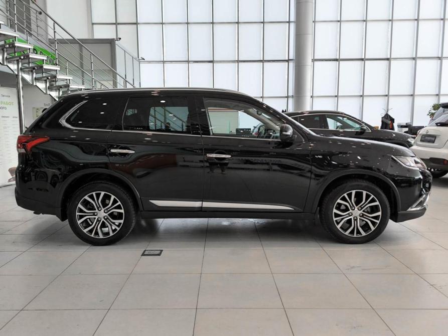 Mitsubishi Outlander III Рестайлинг 3 Казань  - изображение 5