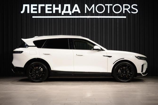 Voyah Free I Рестайлинг с пробегом 2024 года, цена 4 390 000 рублей, 13000 км, внедорожник, Автокод Объявления
