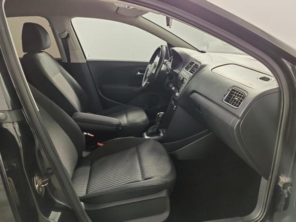 Volkswagen Polo V с пробегом 2012 года, цена 719 000 рублей, 188773 км, седан, Автокод Объявления