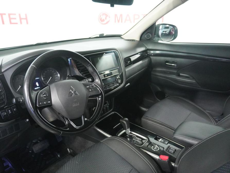 Mitsubishi Outlander III Рестайлинг 3 Вологда  - изображение 9
