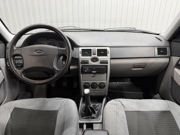 Lada (ВАЗ) Priora I с пробегом 2011 года, цена 365 000 рублей, 122123 км, универсал, Автокод Объявления