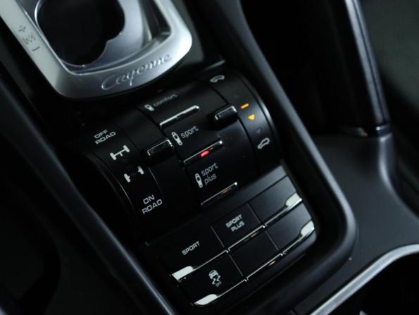 Porsche Cayenne II Рестайлинг (958) с пробегом 2016 года, цена 3 950 000 рублей, 144995 км, внедорожник, Автокод Объявления