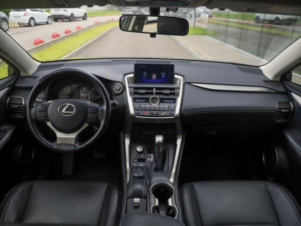 Lexus NX I с пробегом 2016 года, цена 2 099 000 рублей, 253356 км, внедорожник, Автокод Объявления