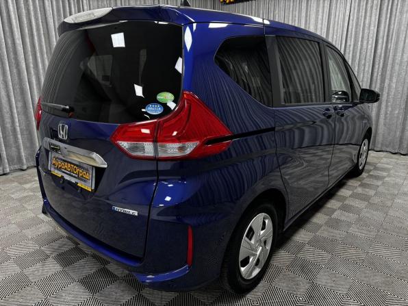 Honda Freed II с пробегом 2018 года, цена 1 600 000 рублей, 157574 км, компактвэн, Автокод Объявления