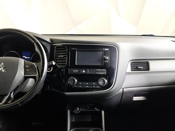 Mitsubishi Outlander III Рестайлинг 2 с пробегом 2015 года, цена 1 709 000 рублей, 69122 км, внедорожник, Автокод Объявления