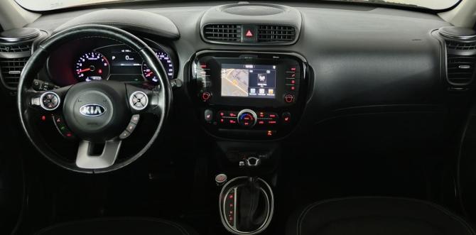 Kia Soul II Рестайлинг с пробегом 2018 года, цена 1 549 000 рублей, 82589 км, хэтчбек, Автокод Объявления