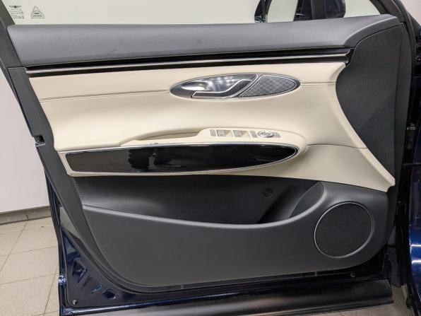 Genesis GV70 I с пробегом 2021 года, цена 4 550 000 рублей, 44302 км, внедорожник, Автокод Объявления