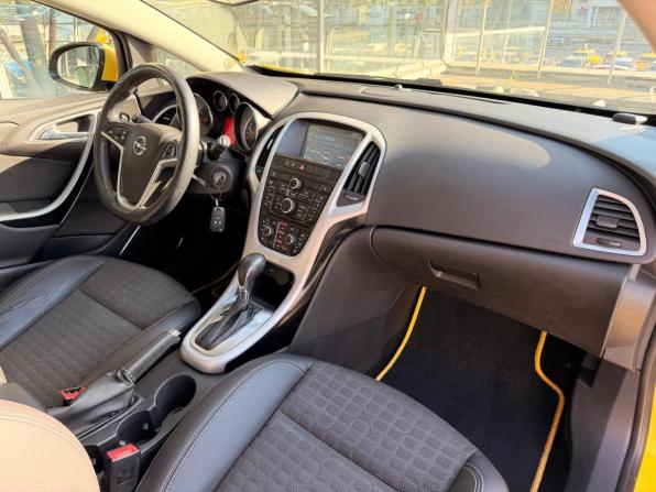 Opel Astra J Рестайлинг с пробегом 2012 года, цена 797 000 рублей, 102451 км, хэтчбек, Автокод Объявления